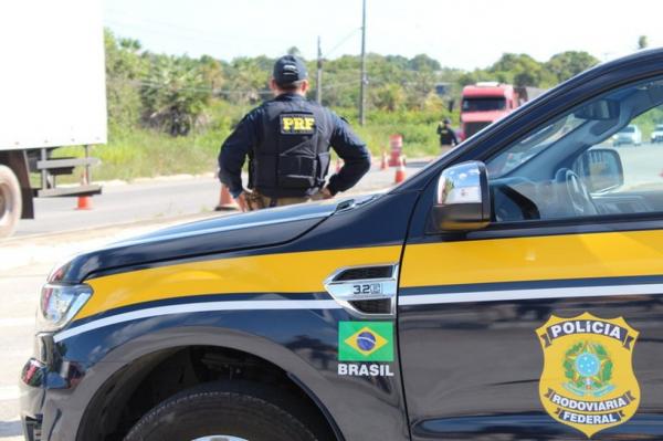 Homem morre após carreta tombar na BR-135, Sul do Piauí(Imagem:Divulgação)
