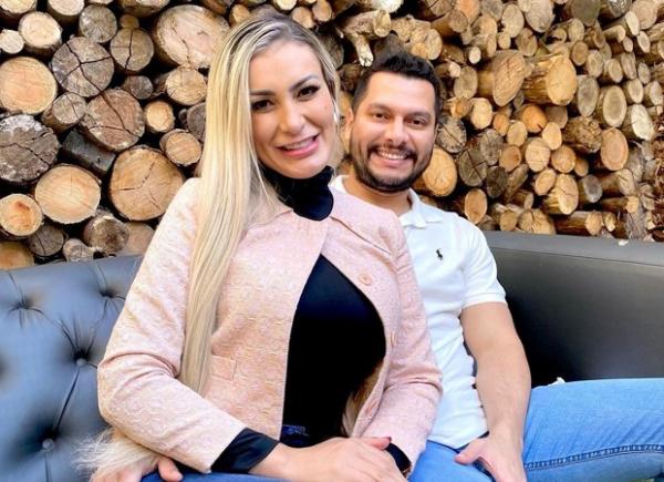 Andressa Urach anuncia fim do casamento(Imagem:Reprodução)