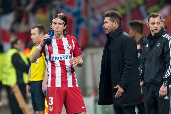 Filipe Luis Diego Simeone Atlético de Madrid.(Imagem:Getty Images)