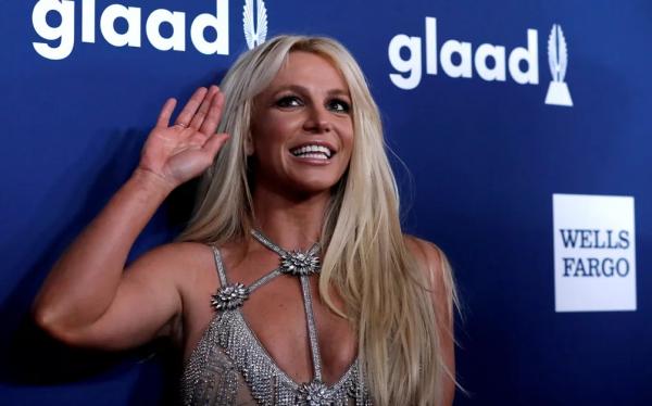 Britney Spears retorna à musica em dueto com Elton John(Imagem:Divulgação)