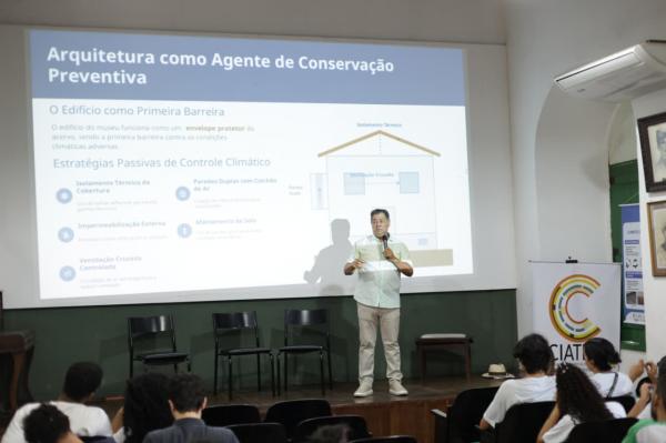 Paulo Vasconcellos, arquiteto.(Imagem:Regis Falcão)