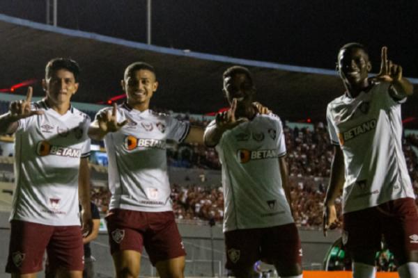 Vila Nova dá trabalho, mas Fluminense vence e avança na Copa do Brasil.(Imagem:Marcelo Gonçalves/FFC)