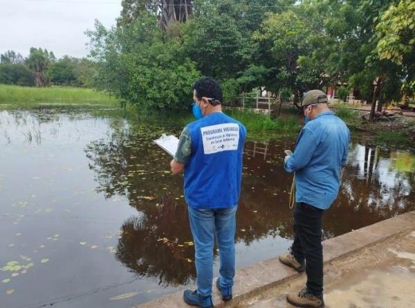 A atividade foi conduzida por t&eacute;cnicos dos programas de Vigil&acirc;ncia em Sa&uacute;de Ambiental da Sesapi.(Imagem:Ascom Sesapi)