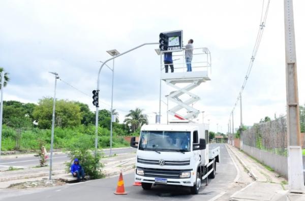 Prefeitura implanta novo sem&aacute;foro em cruzamento movimentado de Floriano.(Imagem:Reprodu&ccedil;&atilde;o/Instagram)