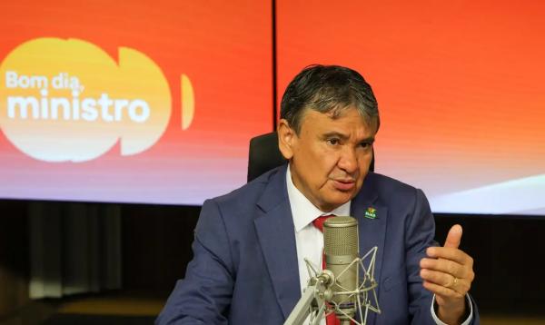 O ministro do Desenvolvimento e Assist&ecirc;ncia Social, Fam&iacute;lia e Combate &agrave; Fome, Welligton Dias, participa do programa Bom Dia, Ministro.(Imagem:Fabio Rodrigues-Pozzebom/ Ag&ecirc;ncia Brasil)