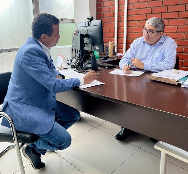 Dr. Francisco Costa solicita instalação de UTI neonatal em Picos.(Imagem:Divulgação)