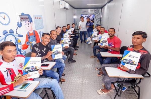 Os cursos de curta dura&ccedil;&atilde;o em diversas &aacute;reas j&aacute; chegaram aos 12 territ&oacute;rios do estado e priorizam empregabilidade imediata.(Imagem:Gabriel Paulino)