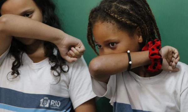 Os docentes irão manter o ensino à distância.(Imagem:Fernando Frazão/Agência Brasil)