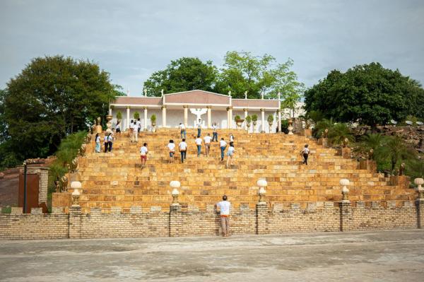 Com mais de duas horas de dura&ccedil;&atilde;o, espet&aacute;culo acontece na Cidade Cenogr&aacute;fica e conta com dois atos.(Imagem:Ascom Escalet)