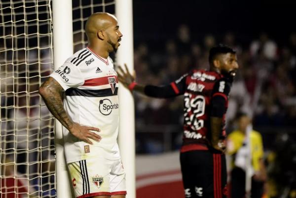  Patrick deu muito trabalho para a defesa do Flamengo.(Imagem: Marcos Ribolli )