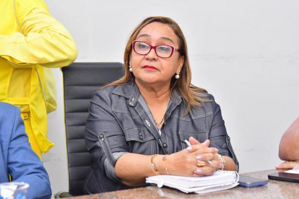 Secretária de Educação, Marisol Simplício.(Imagem:CMF)