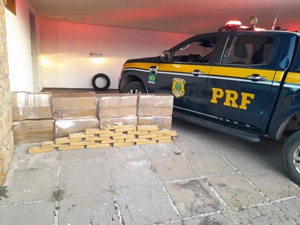 Droga apreendida pela PRF em Teresina.(Imagem:Divulgação/PRF)