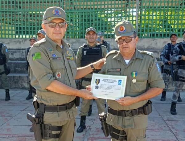Policiais Militares do 3° BPM em Floriano recebem medalhas de tempo de serviço(Imagem:Reprodução/Instagram)