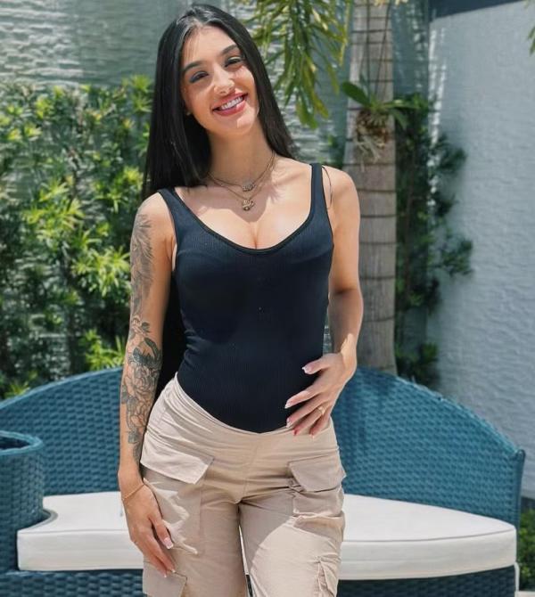 Bia Miranda espera o primeiro filho com Buarque.(Imagem:Reprodução/Instagram)