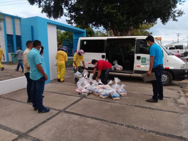 Prefeitura de Floriano inicia entrega de cestas básicas (Imagem:FlorianoNews)