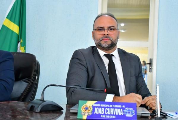 Joab Carvalho Curvina, presidente da Câmara Municipal de Floriano.(Imagem:Reprodução/Instagram)