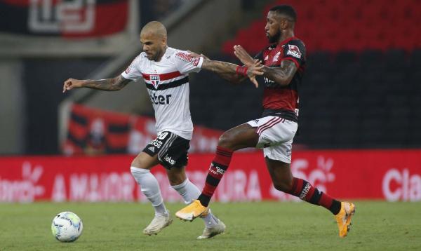 Rádio Nacional transmite jogo decisivo ao vivo.(Imagem:Miguel Schincariol/saopaulofc.net)