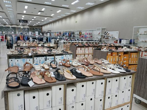 Armaz&eacute;m Para&iacute;ba de Floriano aposta em novidades e ofertas para o Carnaval e volta &agrave;s aulas(Imagem:FlorianoNews)