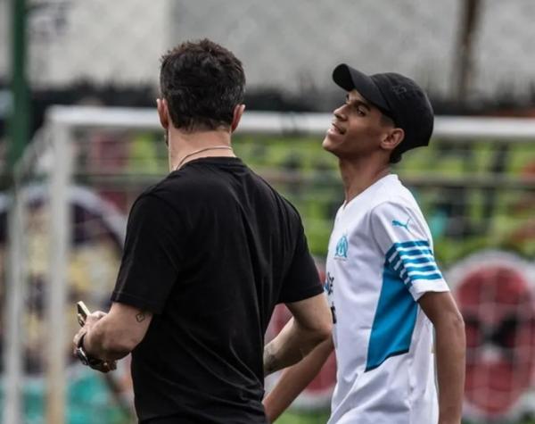 Falcão e Luva de Pedreiro durante evento no Recife.(Imagem:Divulgação)