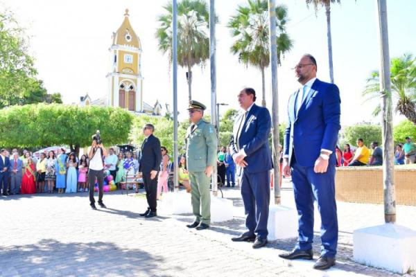 Desfile Cívico marca as comemorações pela Independência do Brasil em Floriano.(Imagem:Secom)