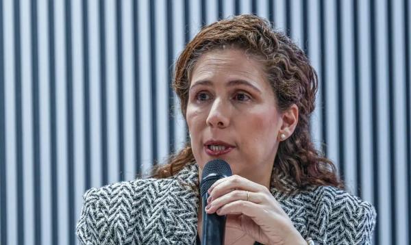 Esther Dweck, ministra da Gestão e da Inovação em Serviços Públicos.(Imagem:Marcelo Camargo/Agência Brasil)