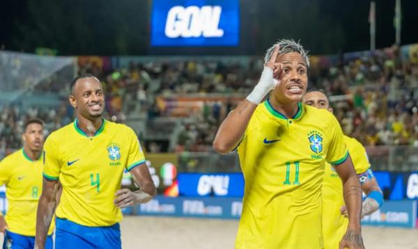 Partida de Beach Soccer entre Brasil e Itália.(Imagem:CBF/Divulgação)