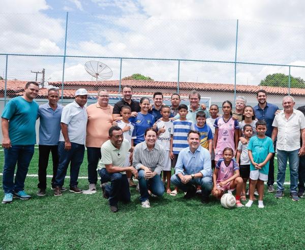  Ciro Nogueira entrega obras, recursos e benef&iacute;cios para a popula&ccedil;&atilde;o de Uni&atilde;o(Imagem:Ascom)