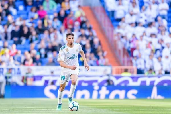 Hakimi na segunda temporada pelo time profissional do Real Madrid, em 2018.(Imagem: Power Sport Images/Getty Images)