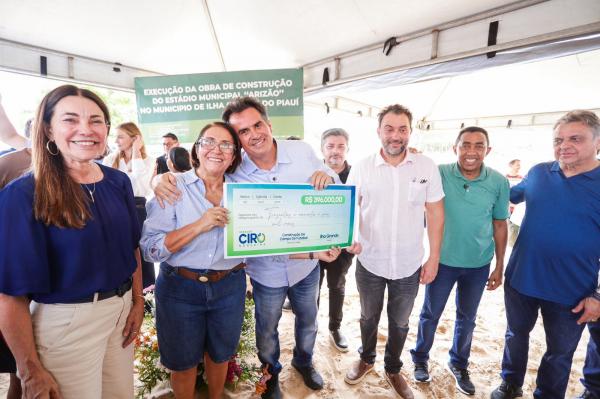 Em Ilha Grande, Ciro Nogueira visita obra de revitalização do Porto dos Tatus e anuncia estádio de futebol. (Imagem:Ascom)