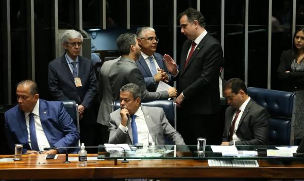Projeto voltará para a Câmara após mudanças.(Imagem:Lula Marques/ Agência Brasil)