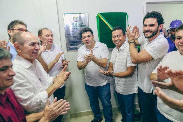Rafael entrega 11&ordf; Central de Diagn&oacute;stico do Piau&iacute;, instalada no Hospital Regional de Floriano(Imagem:Jo&atilde;o Allbert)