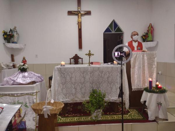 Encerrado os festejos em homenagem à Santa Luzia no bairro Rede Nova(Imagem:FlorianoNews)