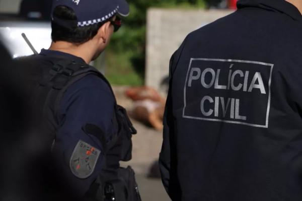 Polícia Civil faz perícia em cena de homicídio no Guará, no DF.(Imagem:Álvaro Costa/TV Globo)