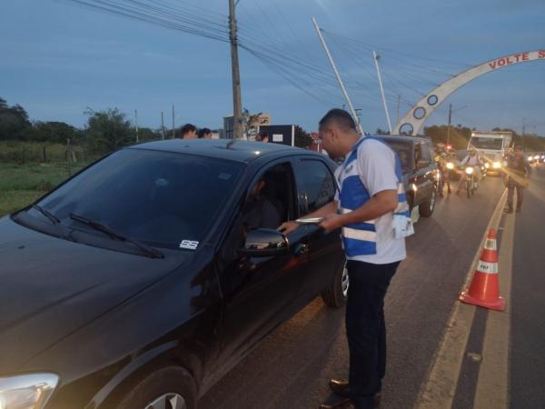 Blitz educativa em Barão de Grajaú conscientiza sobre os perigos no trânsito em alusão ao Maio Amarelo(Imagem:FlorianoNews)