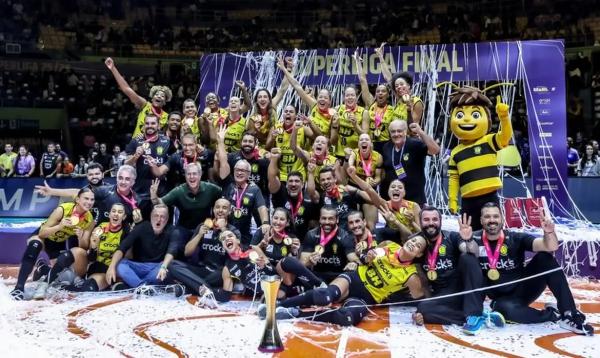Praia Clube derrota Minas por 3 sets a 0 e conquista Superliga Feminina de v&ocirc;lei, em 03/05/2026.(Imagem:WANDER ROBERTO/INOVAFOTO/CBV/DIREITOS RESERVADOS)