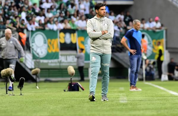 Abel Ferreira em Palmeiras x Fortaleza.(Imagem:Marcos Ribolli)