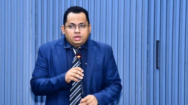 Vereador Dessim Almeida elogiou o judiciário em atuação contra decisões equivocadas de taxação.(Imagem:CMF)