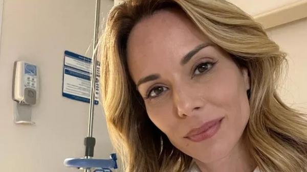 Ana Furtado, de 48 anos de idade, está comemorando a vitória na luta contra o câncer. Nessa segunda-feira (30), ela esteve no hospital para fazer seus exames de rotina e festejou e(Imagem:Reprodução)