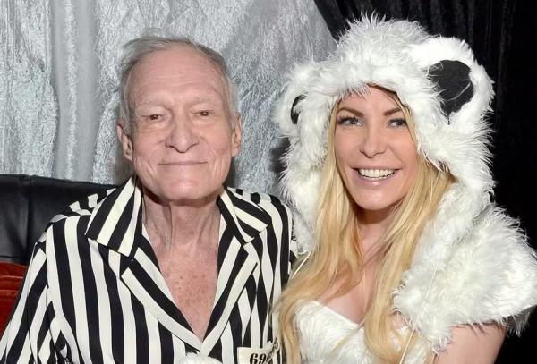 Hugh Hefner e Crystal Hefner, em 2015.(Imagem:Getty Images)