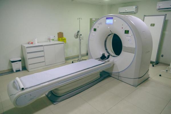 Rafael entrega 11&ordf; Central de Diagn&oacute;stico do Piau&iacute;, instalada no Hospital Regional de Floriano(Imagem:Jo&atilde;o Allbert)