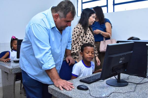 Vereadores prestigiam a abertura da programação de aniversário de Floriano(Imagem:CMF)