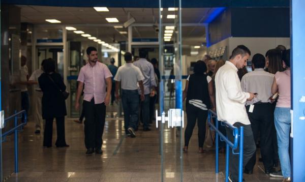 Interior de agência bancária(Imagem:Arquivo/Agência Brasil)