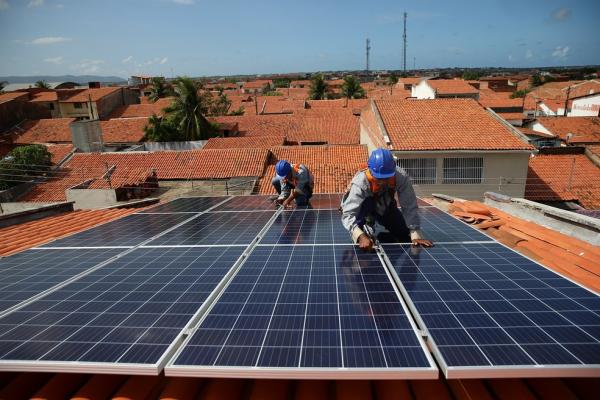 Governo do Piauí sanciona lei de incentivo à aquisição de energia solar por servidores públicos(Imagem:Natinho Rodrigues)