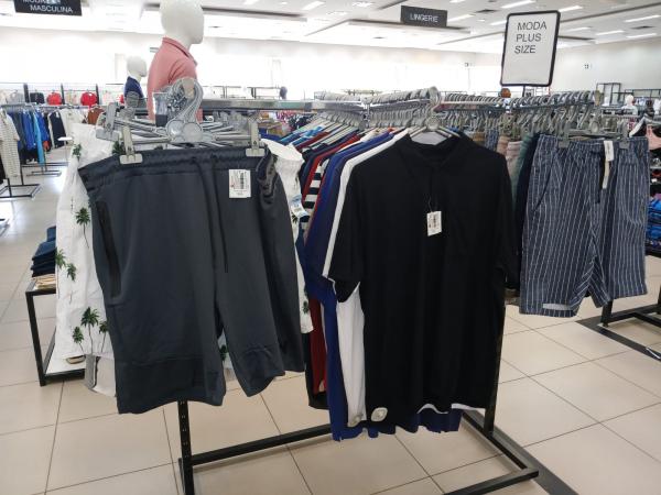 Setor de Moda do Armazém Paraíba em Floriano segue com promoções até o fim do mês.(Imagem:FlorianoNews)