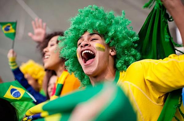 Em clima da Copa do Mundo: Veja dicas de como organizar a casa para receber amigos em dias de jogo.(Imagem:Divulgação)