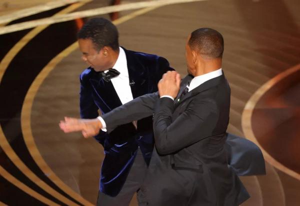  Will Smith bate em Chris Rock no Oscar 2022.(Imagem:Brian Snyder/Reuters )