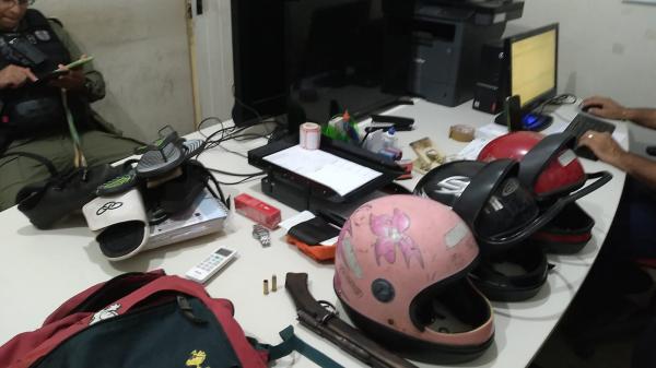 Polícia Militar do 3º BPM recupera objetos roubados e detém suspeito após assalto em residência.(Imagem:Divulgação/PM)