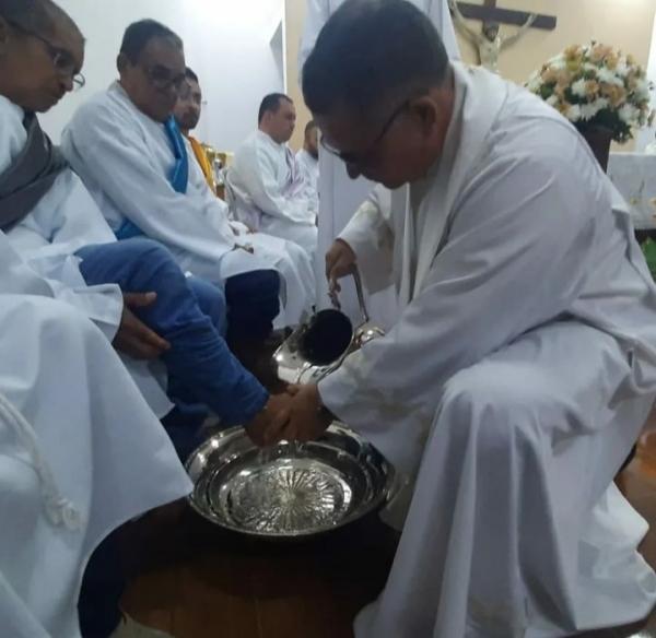 Fiéis da Igreja Católica de Floriano e Barão de Grajaú participam da Missa da Ceia do Senhor(Imagem:Reprodução)