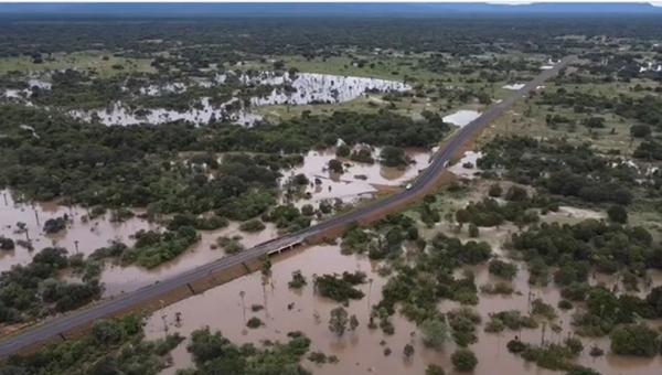 Cidade de Domingo Mourão (PI) após fortes chuvas.(Imagem:Reprodução)