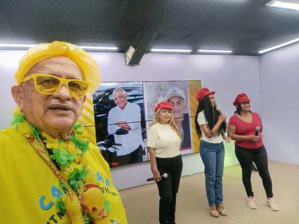 Amarelinho na TV: 